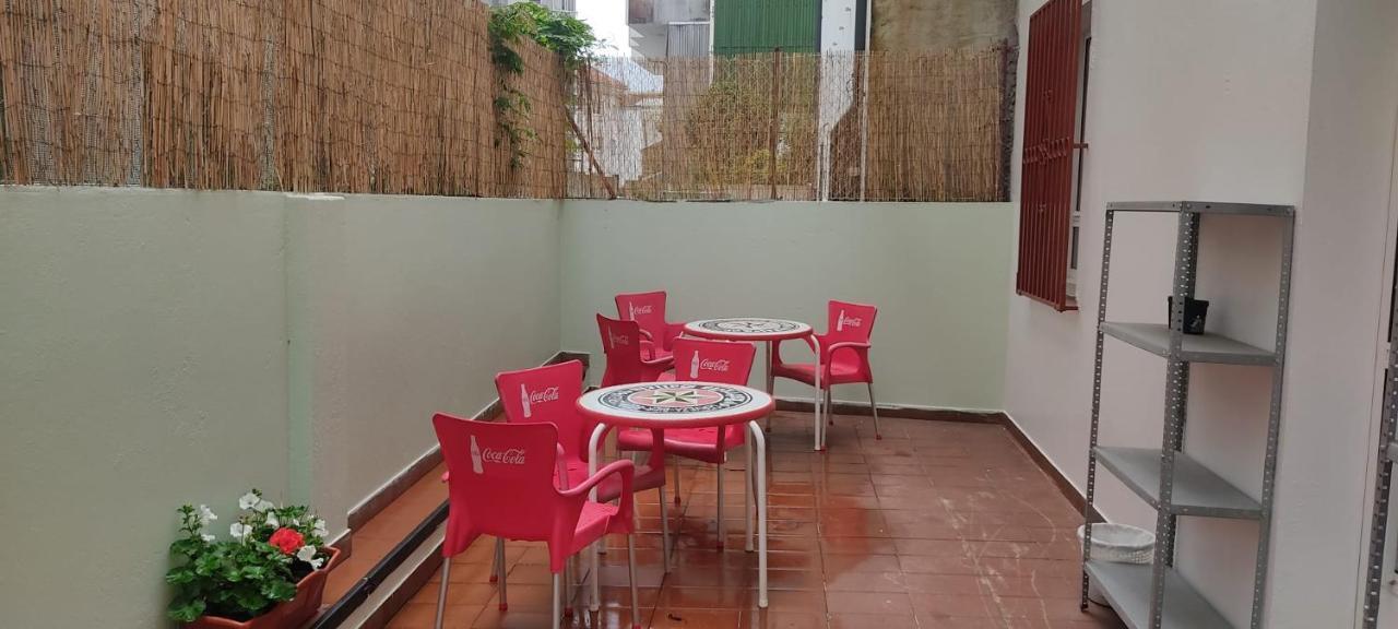 Albergue Santos ซานติอาโก เด กอมโปสเตลา ภายนอก รูปภาพ