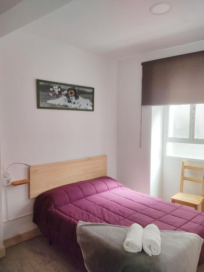 Albergue Santos ซานติอาโก เด กอมโปสเตลา ภายนอก รูปภาพ