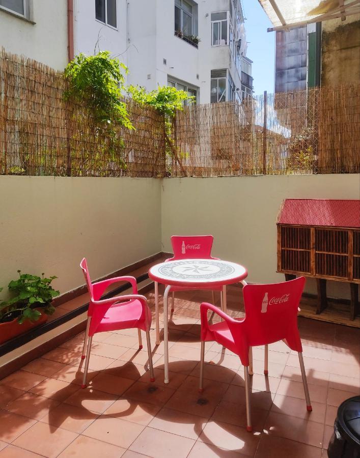 Albergue Santos ซานติอาโก เด กอมโปสเตลา ภายนอก รูปภาพ